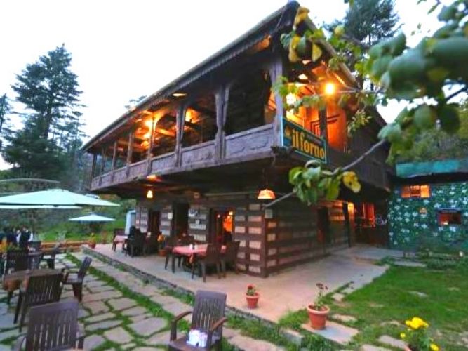 BEST CAFES IN MANALI